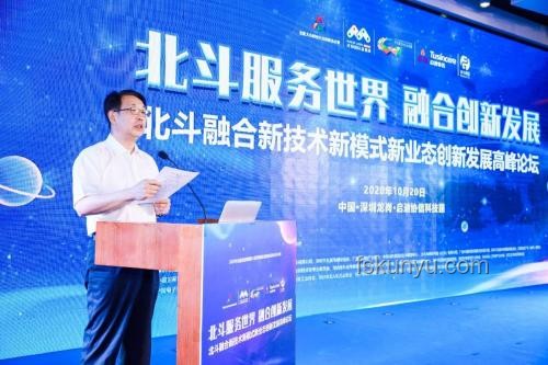高考新视角：张雪峰“退”引发教育创新浪潮，跨界思维领航